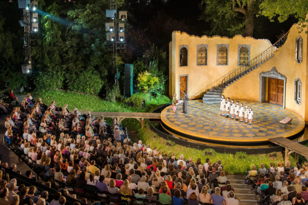 open air theatre